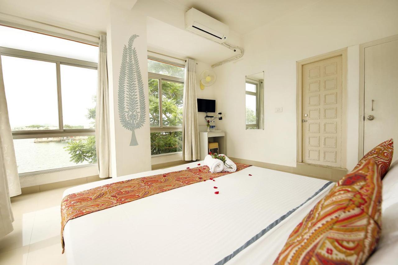 เดอะ ชาฮาร์โกฏ - บาย เดอะ เลค Hotel อุเดเปอร์ ห้อง รูปภาพ