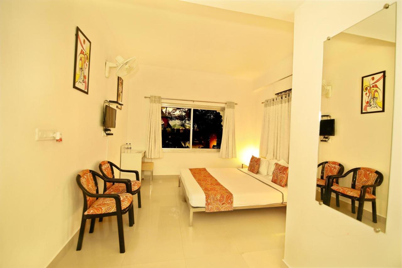 เดอะ ชาฮาร์โกฏ - บาย เดอะ เลค Hotel อุเดเปอร์ ภายนอก รูปภาพ