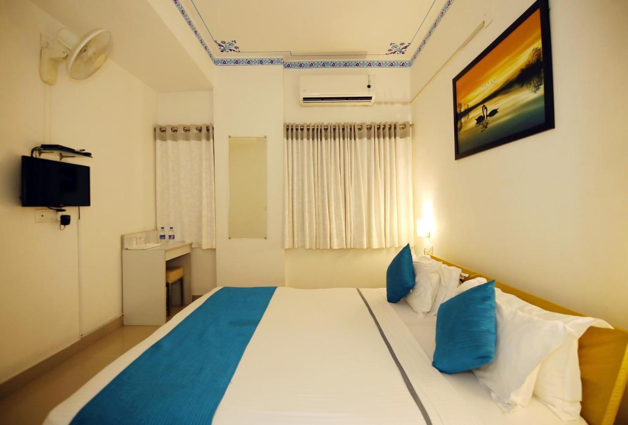 เดอะ ชาฮาร์โกฏ - บาย เดอะ เลค Hotel อุเดเปอร์ ภายนอก รูปภาพ